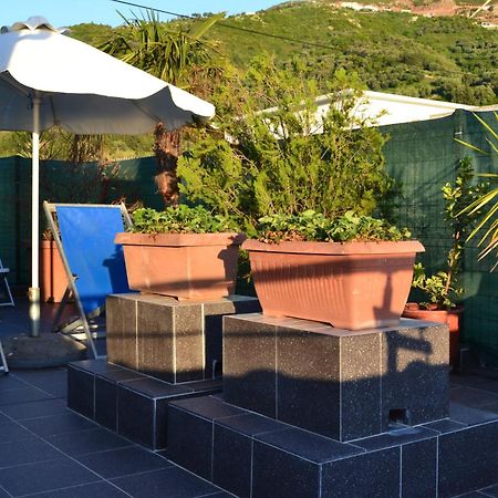 Seaview Penthouse Terrace & Garage Apartment Vlorë Екстериор снимка