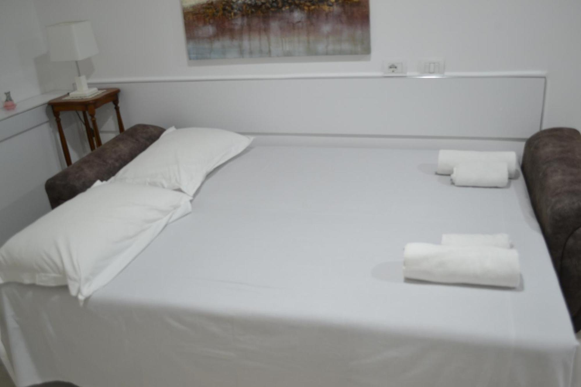 Seaview Penthouse Terrace & Garage Apartment Vlorë Екстериор снимка