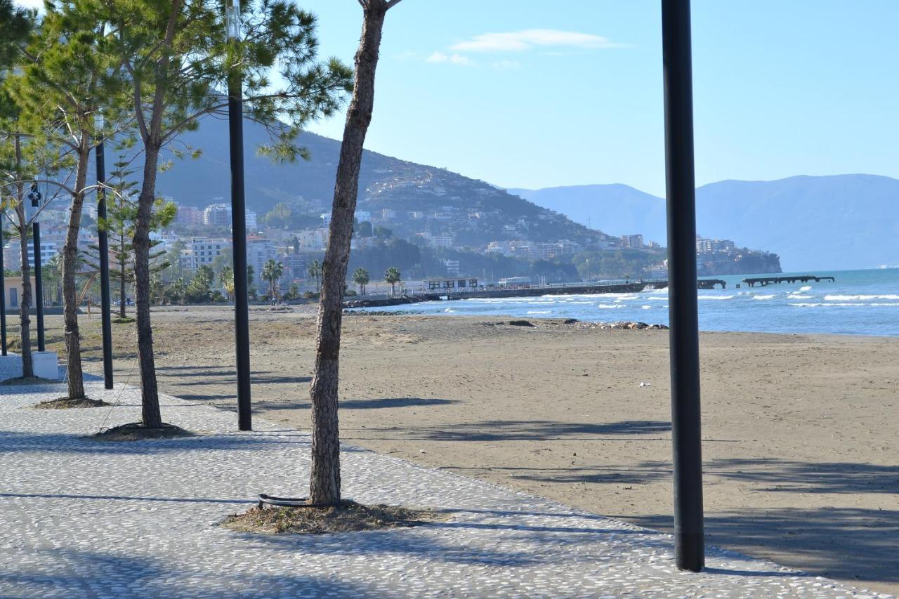 Seaview Penthouse Terrace & Garage Apartment Vlorë Екстериор снимка